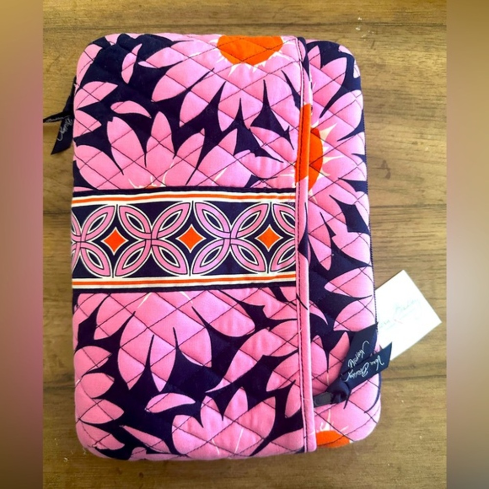 Vera Bradley “Loves Me” Mini Laptop Case Bible Cover